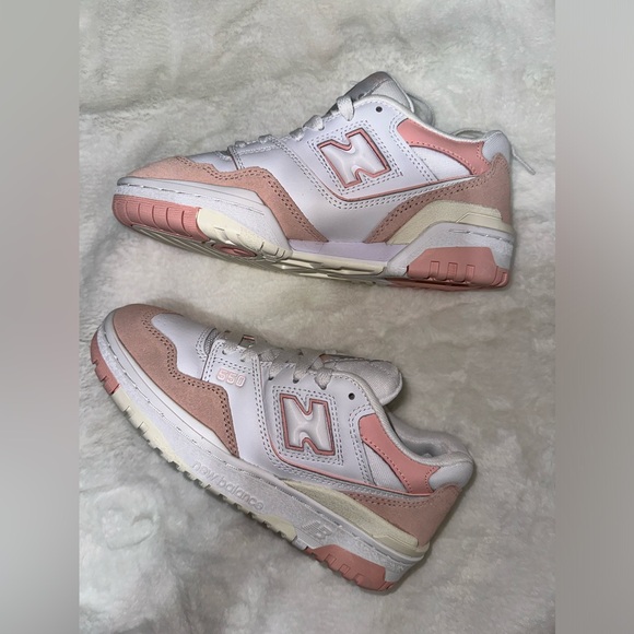 BRAND NEW New Balance 550- White and Pink - Picture 6 of 11
